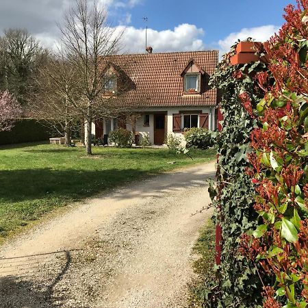 Au Coeur Des Chateaux Cheverny Exterior photo